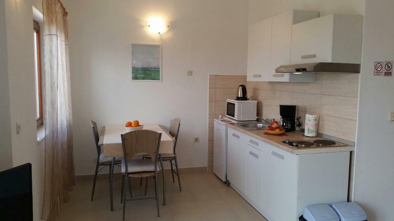 Apartman Ivanica Jezera Extérieur photo